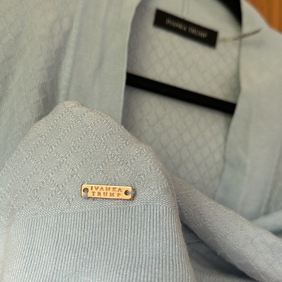 Ivanka Trump cardigan! - Picture 3 of 4